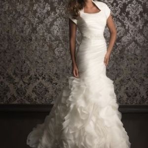Allure Bridals Wedding Dress - Style M492 NEW